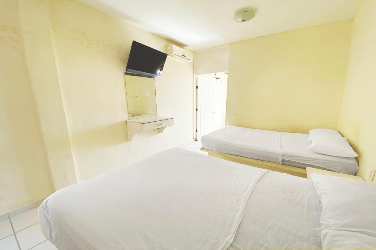 Oyo Hotel Villas Paraiso Stephany 阿卡普尔科 外观 照片